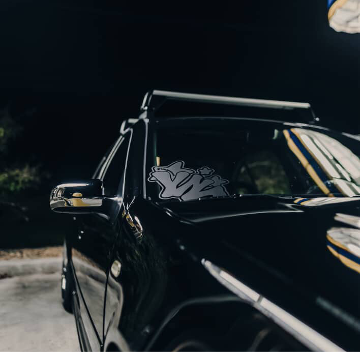 Yung-N-Dum Corner Windshield Banner